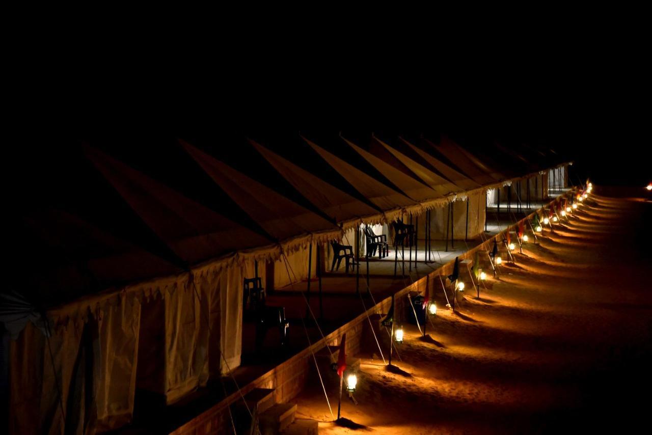 Отель Desert Dream Royal Camp Джайсалмер Экстерьер фото
